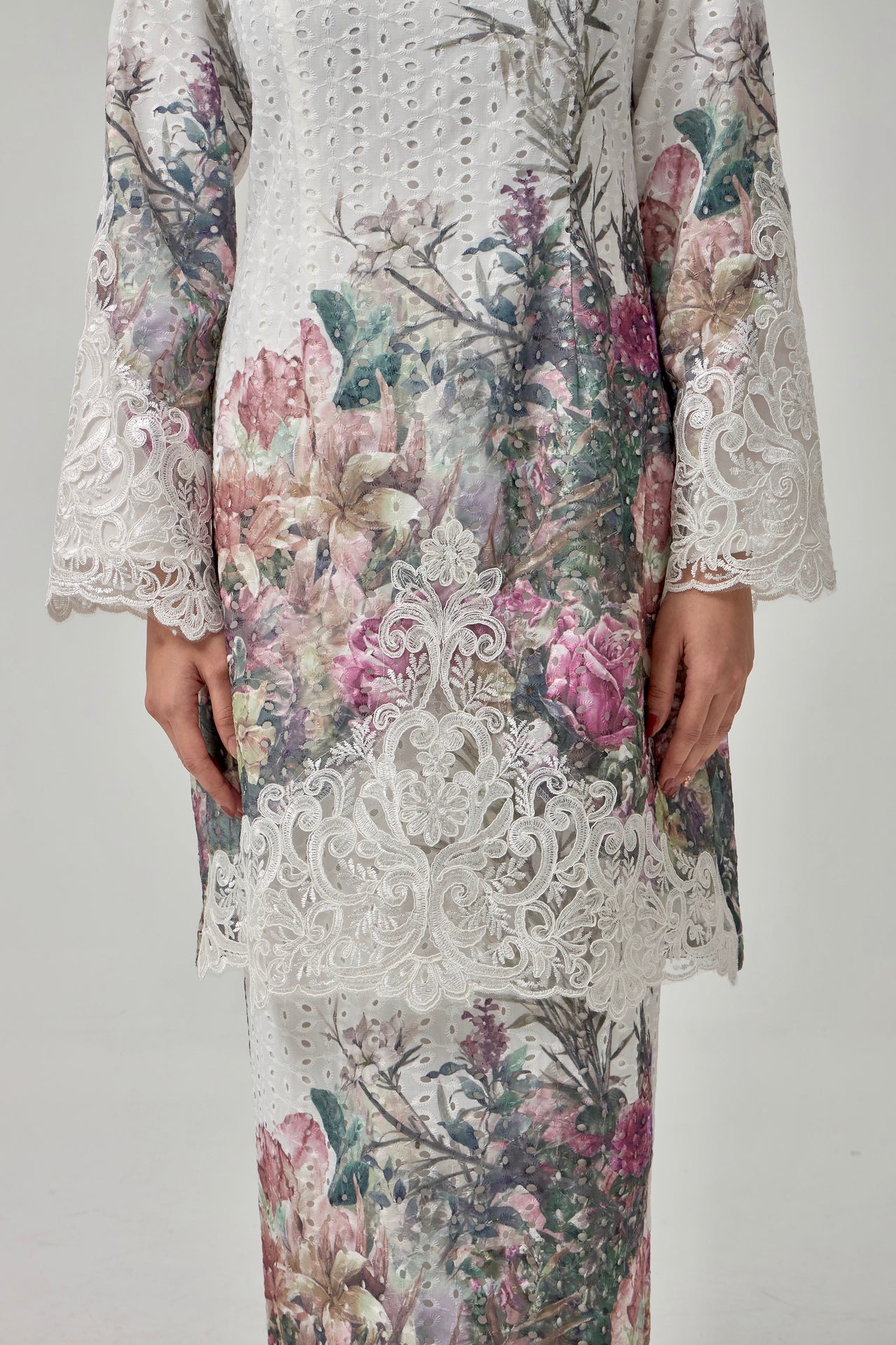 {LIMITED EDITION} Indigo Kurung Modern - White