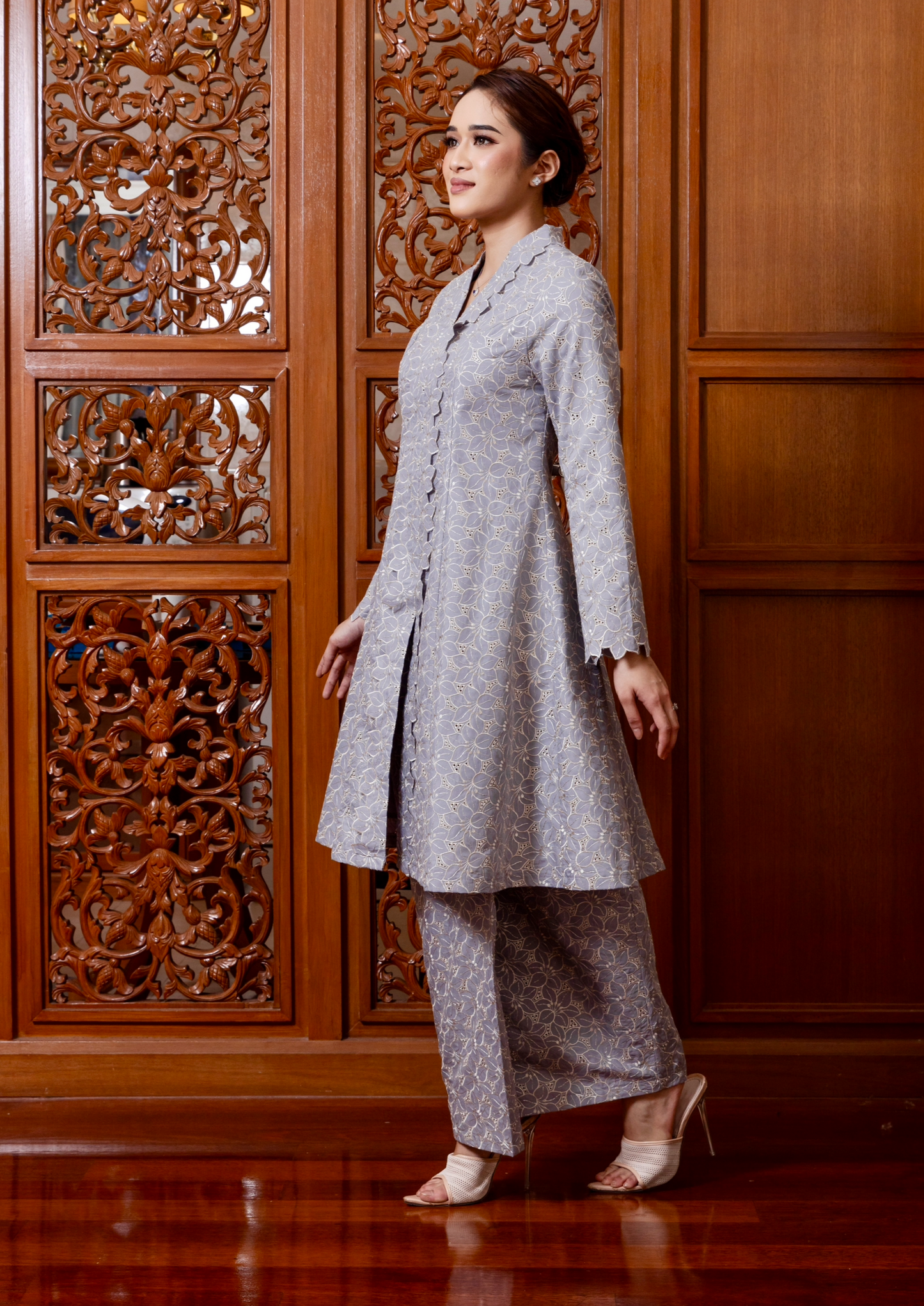 {LIMITED EDITION} Anastasia Kebarung Classic - Ash Grey