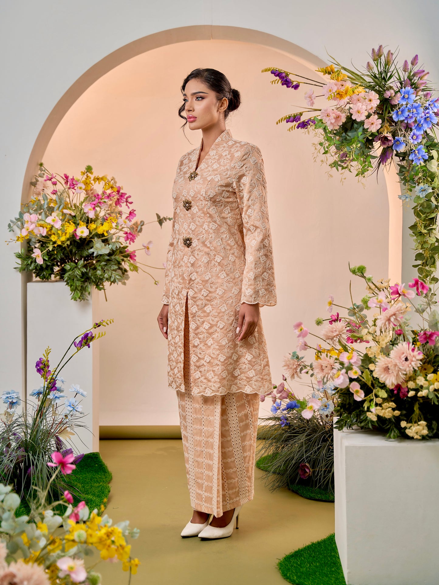 Madisa Kebaya Modern - Champagne Nude