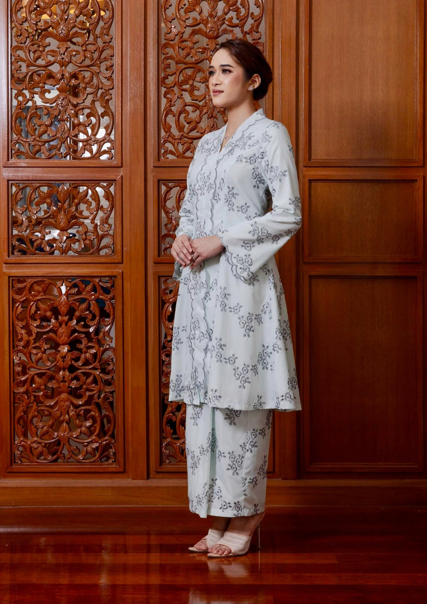 {LIMITED EDITION} Zayna Kebarung Classic - Mint Green