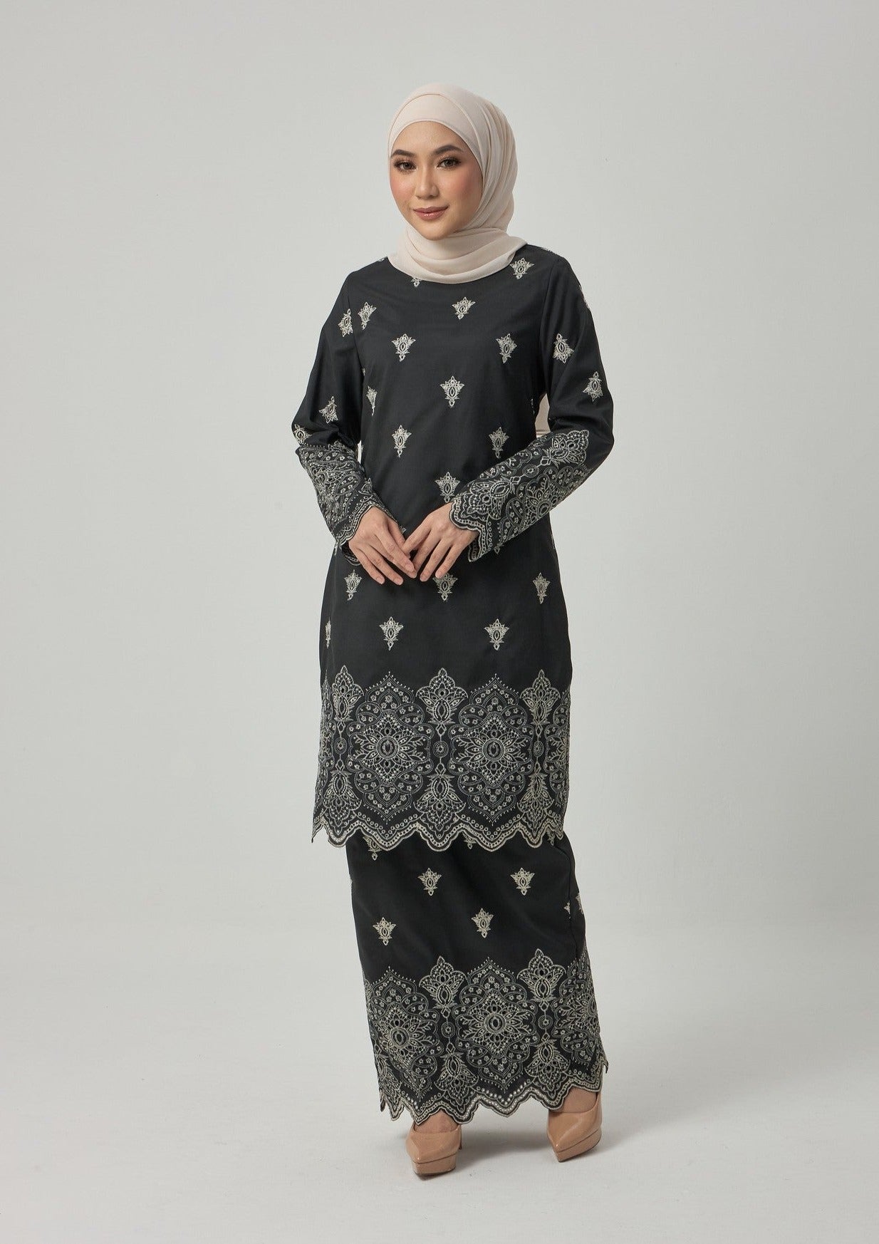 Idriani Kurung Modern - Black