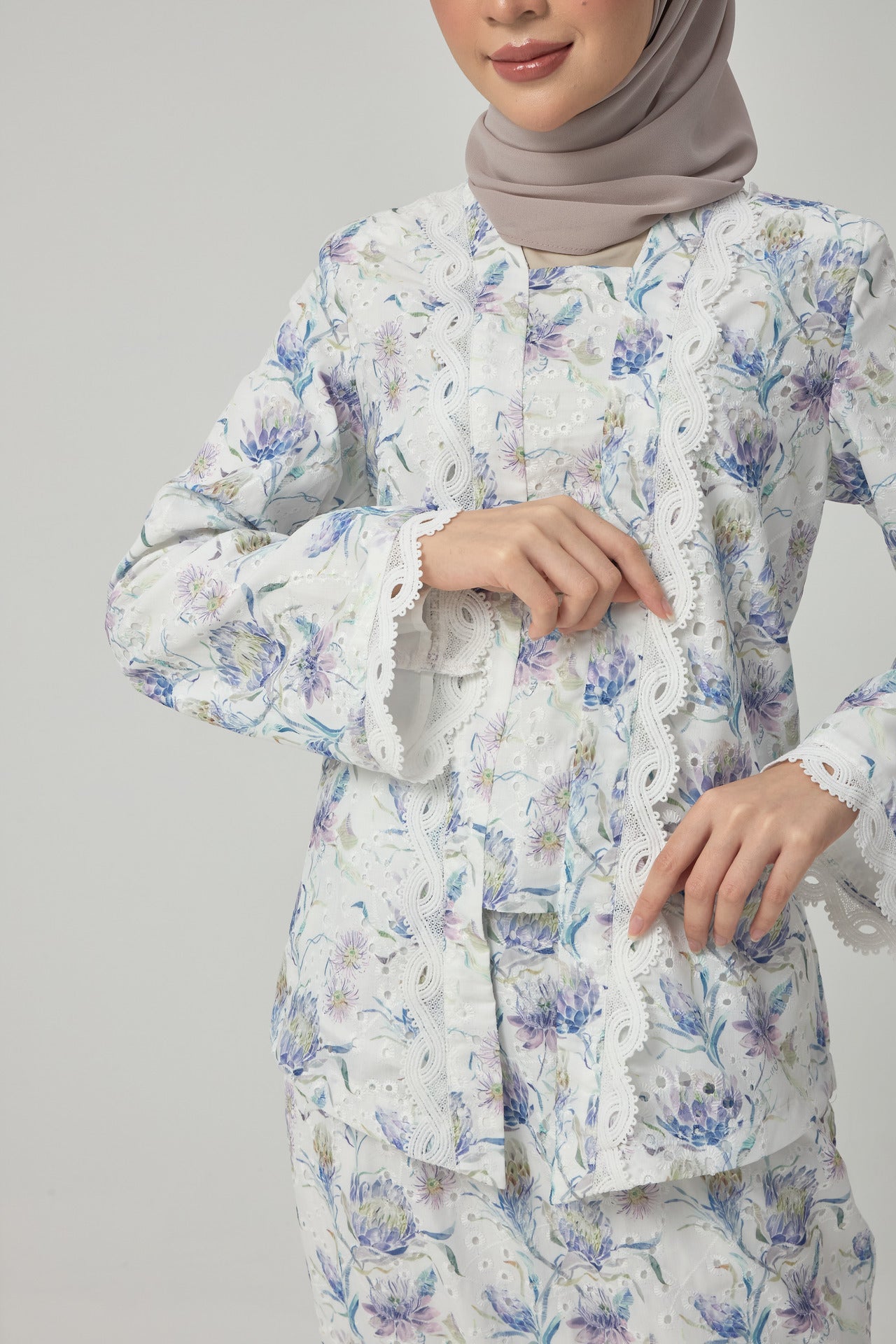 Jerlin Kebaya Pendek - Purple