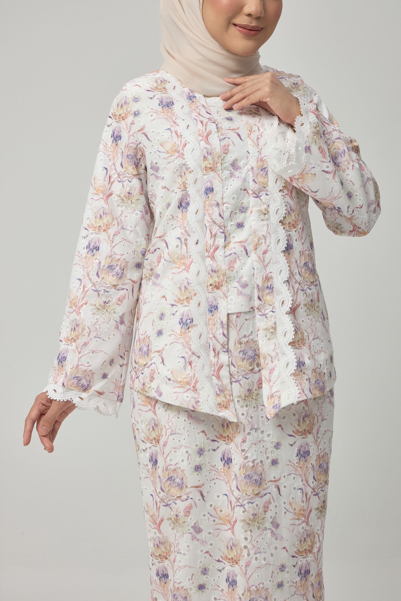 Jerlin Kebaya Pendek - Purple Orange Floral