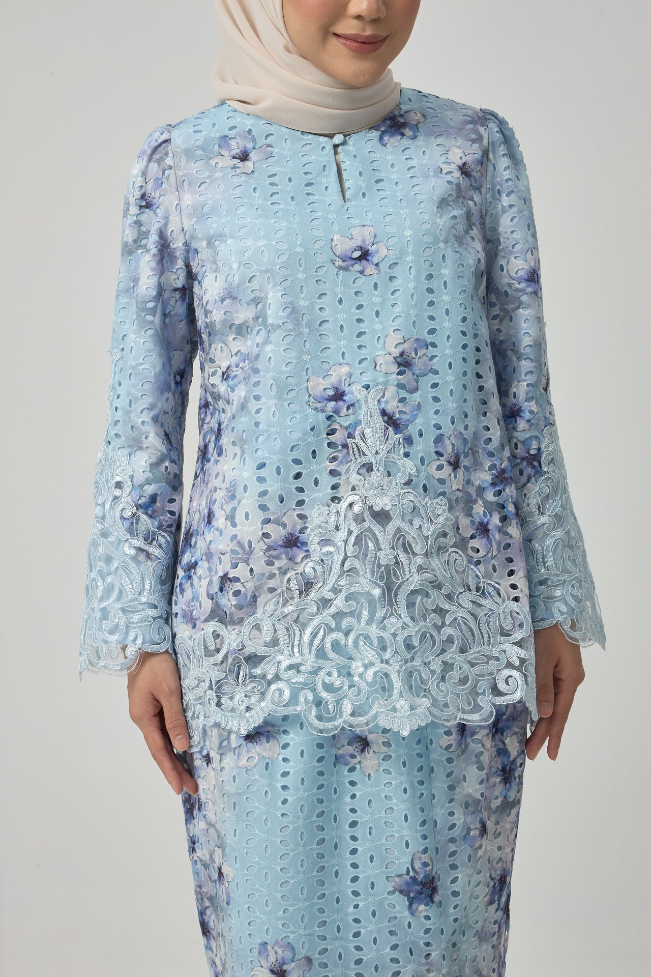 {LIMITED EDITION} Daisy Kurung Kedah - Baby Blue