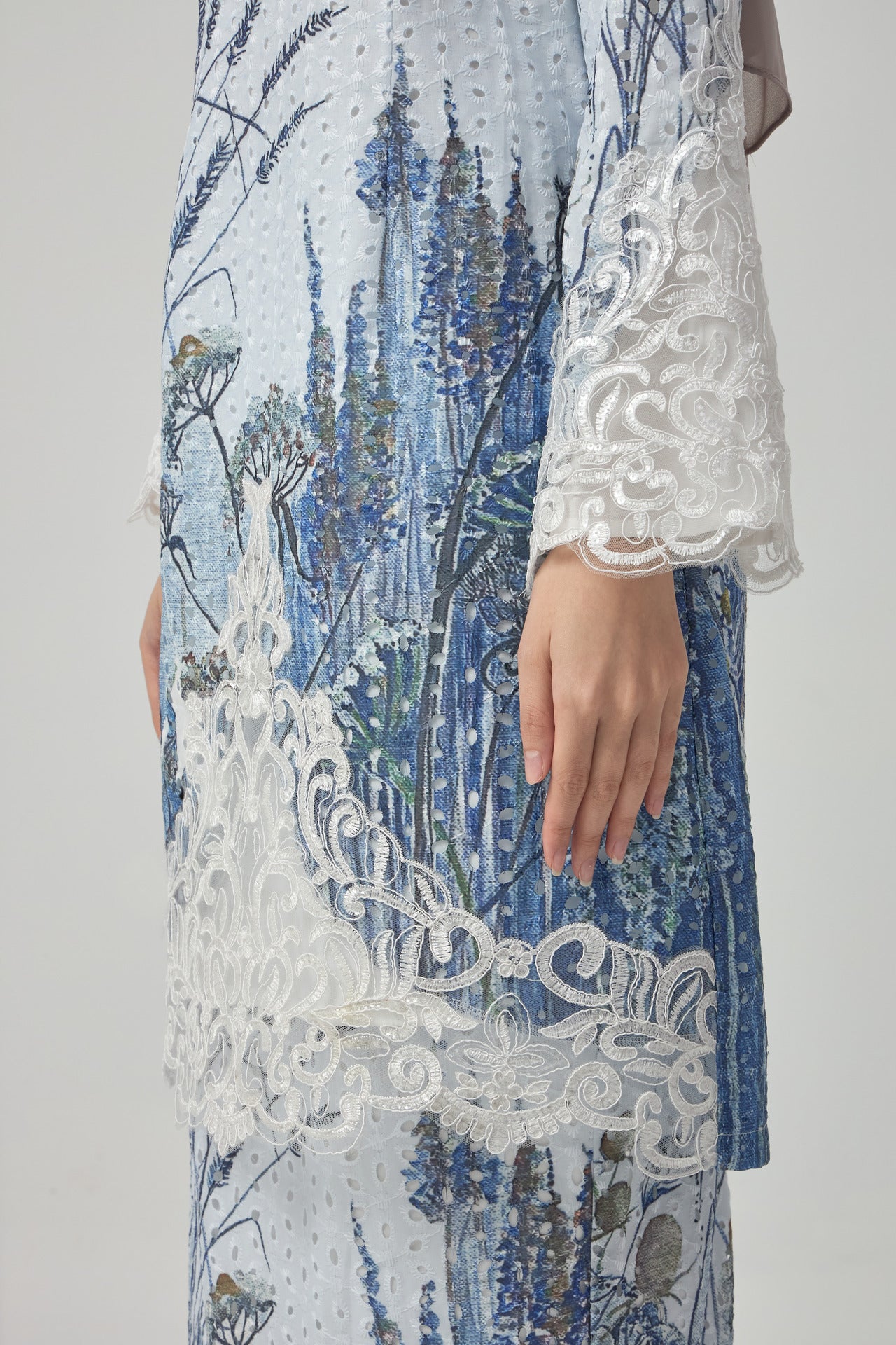 {LIMITED EDITION} Dandelion Kurung Modern - Blue