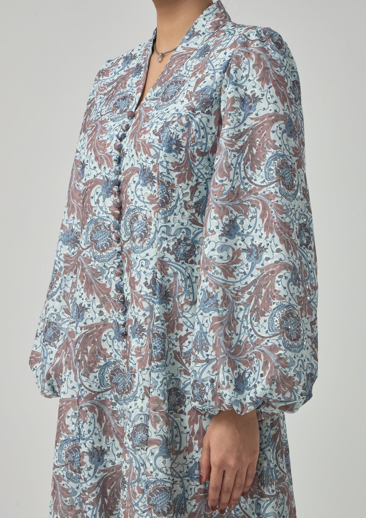 Floral Mina Jubah Kebarung - Pastel Peach