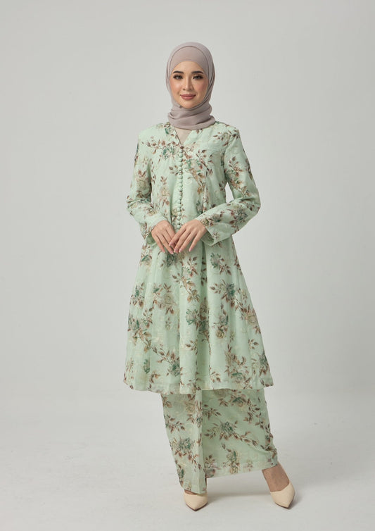 Rosee Silk Kebarung Classic - Light Sage Green