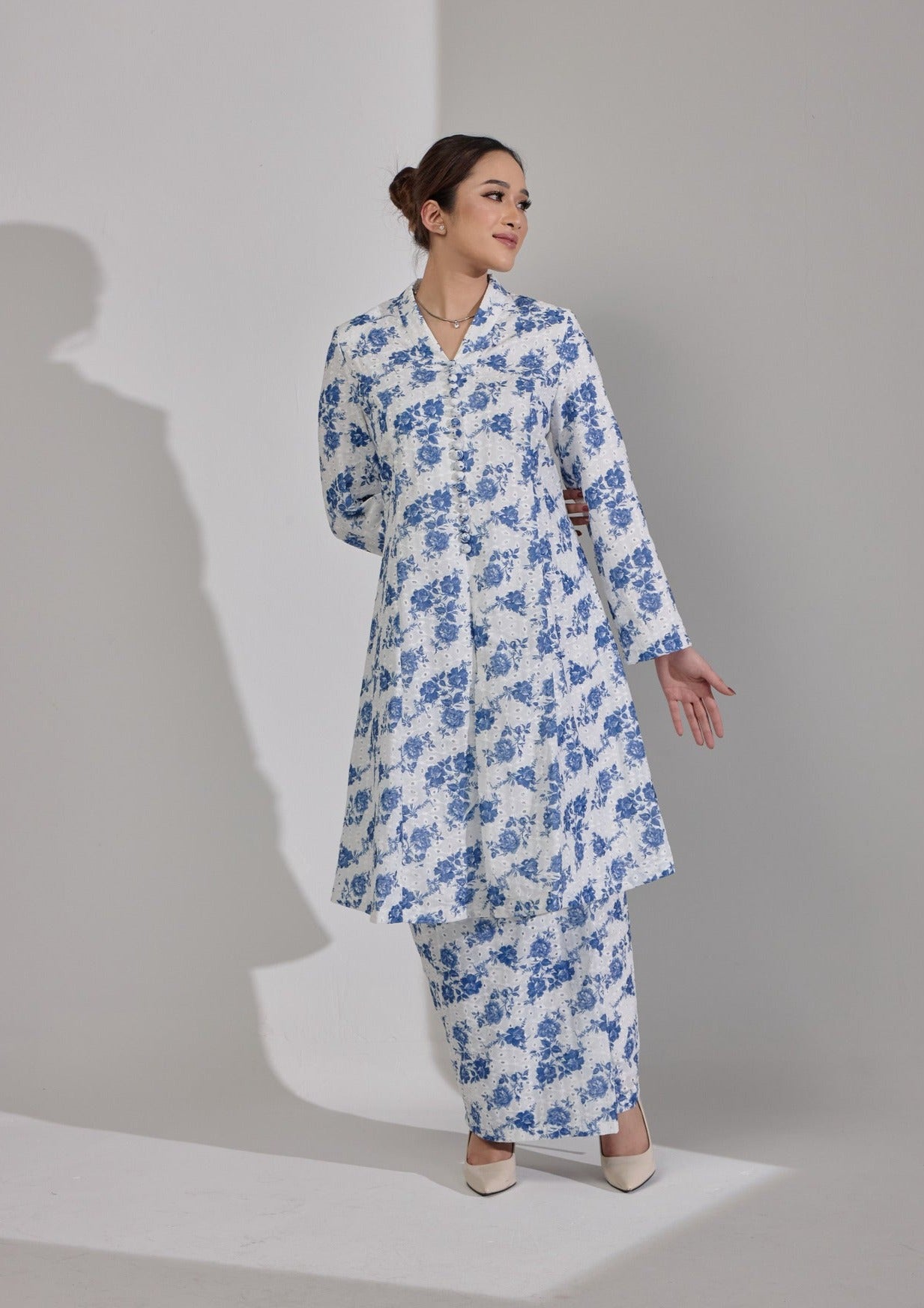 Inai Kebarung Classic - Royal Blue