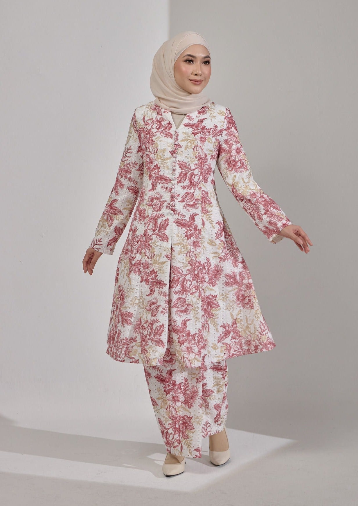 Isra Kebarung Batik Classic Kebarung - Red