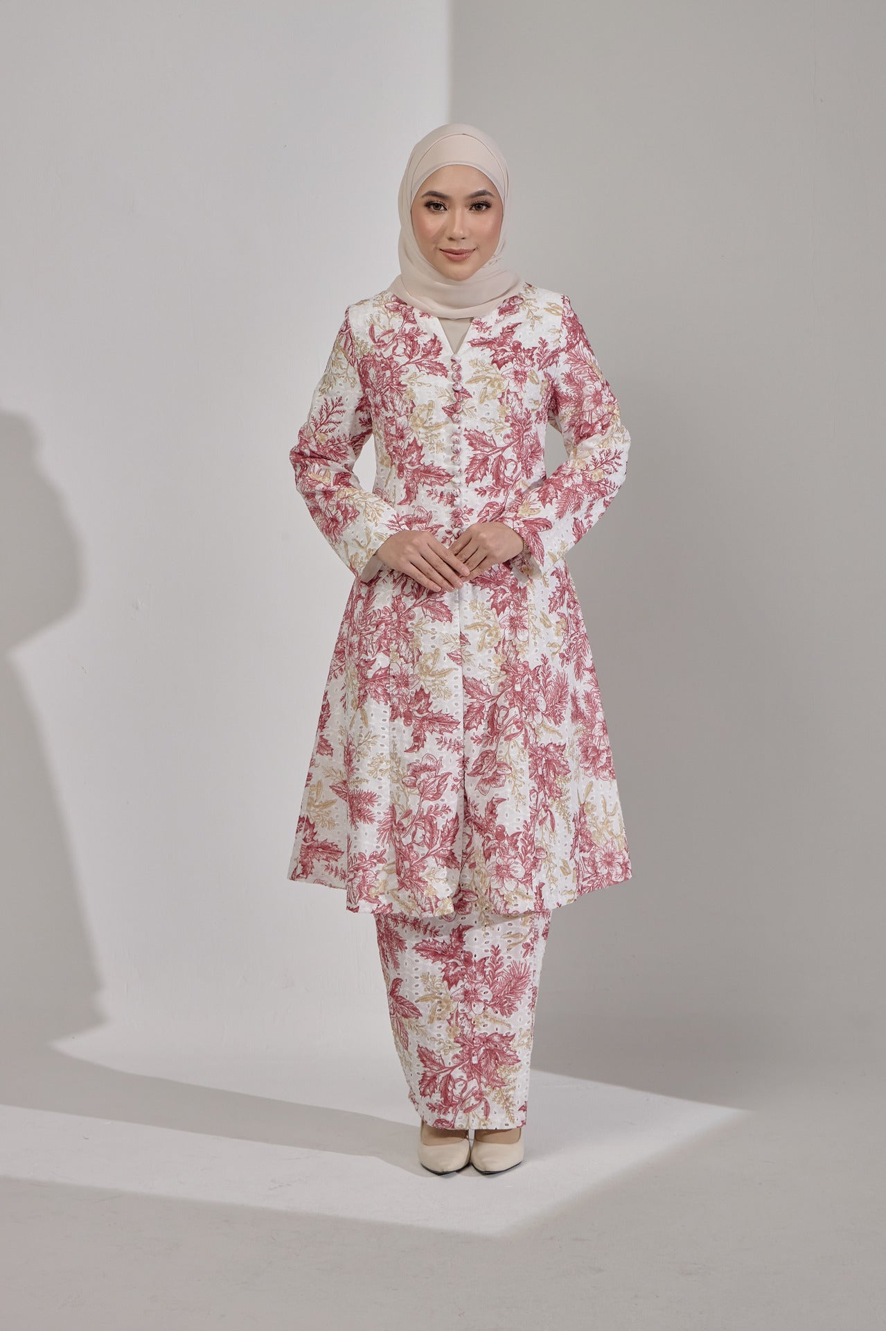 Isra Kebarung Batik Classic Kebarung - Red