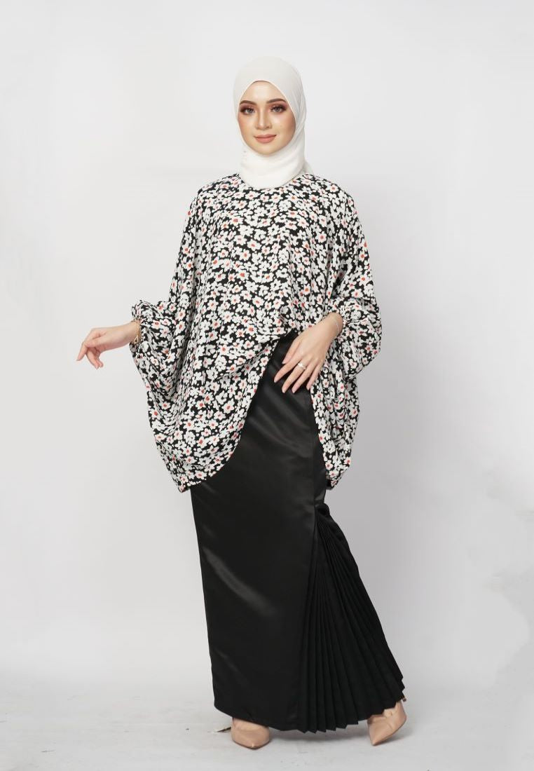 Daisy Billowy Bell Sleeves Kurung - Black
