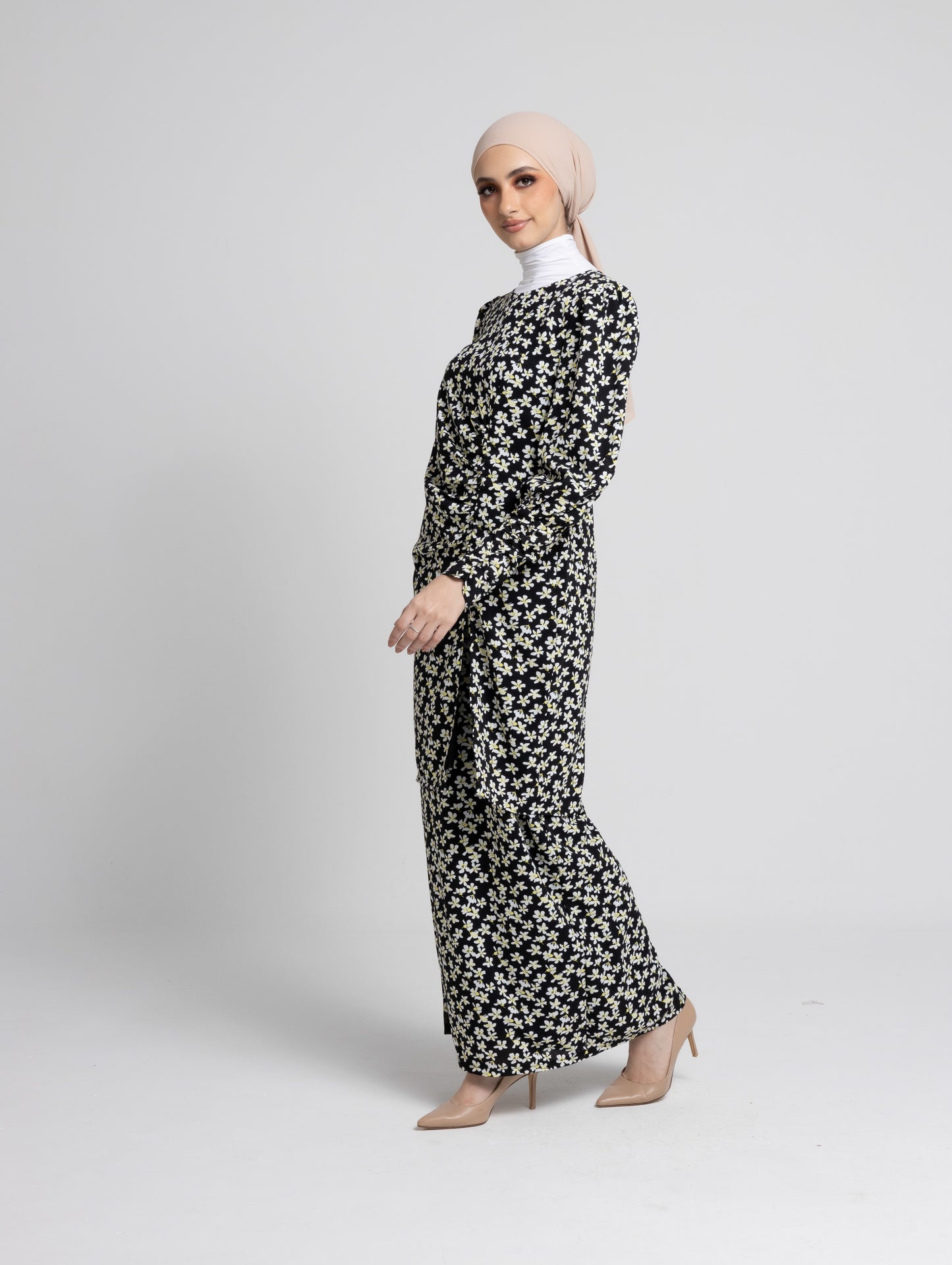 Daisy Puff Sleeves Kurung Modern - Black
