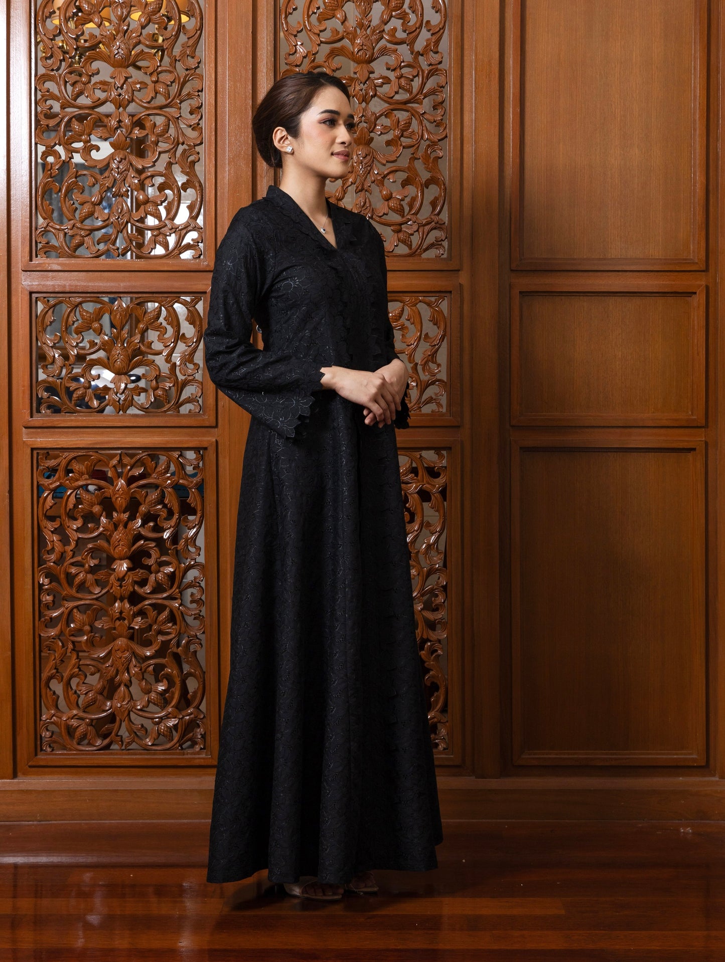 {LIMITED EDITION} Arabella Jubah Kebarung Classic - Bold Black
