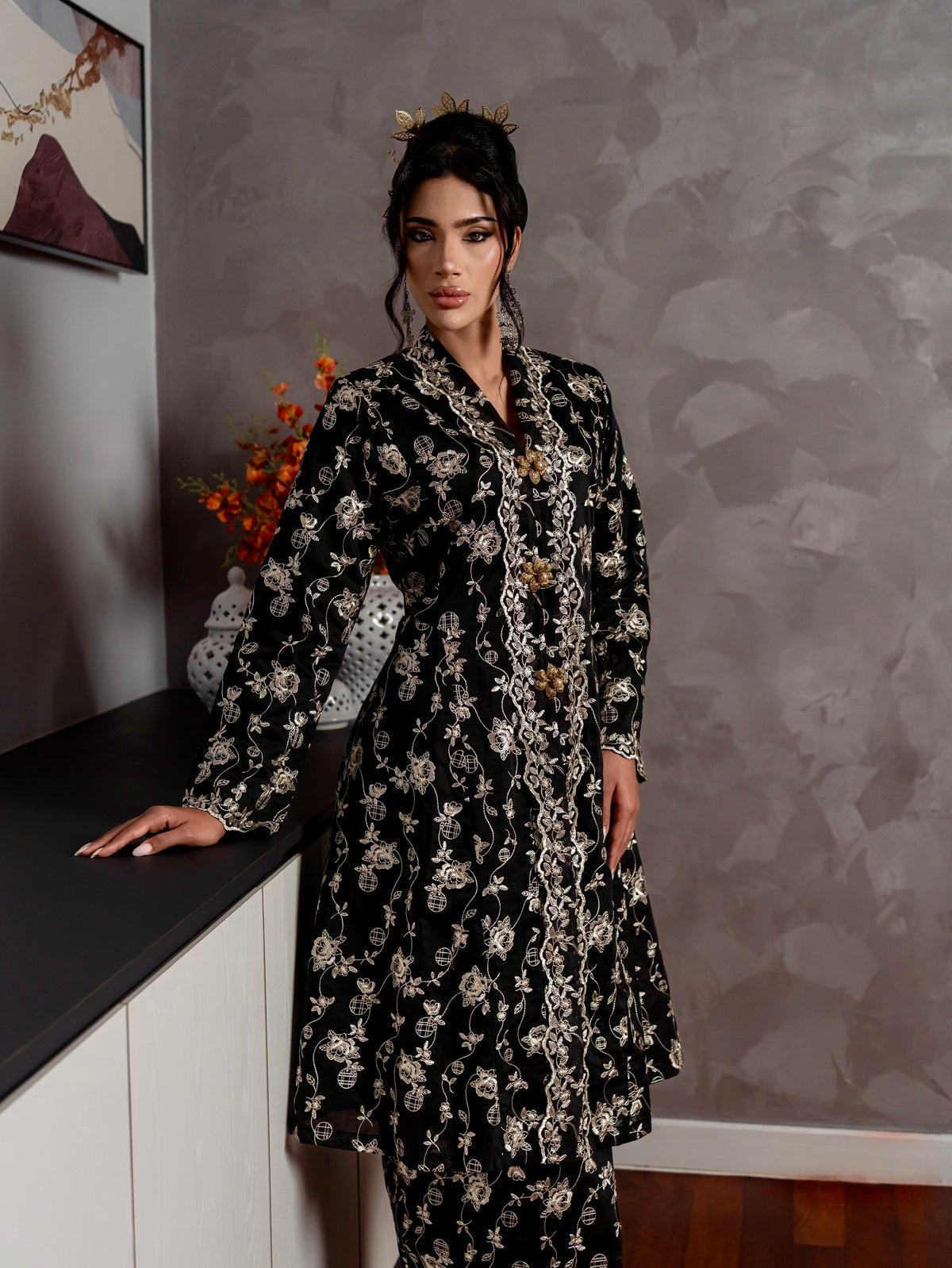 Qaseh Kebarung Classic - Black