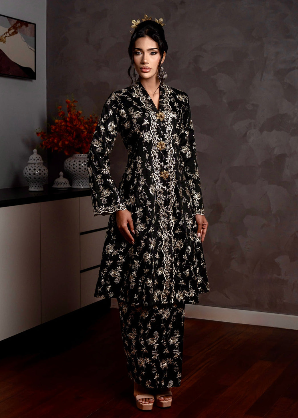 Qaseh Kebarung Classic - Black