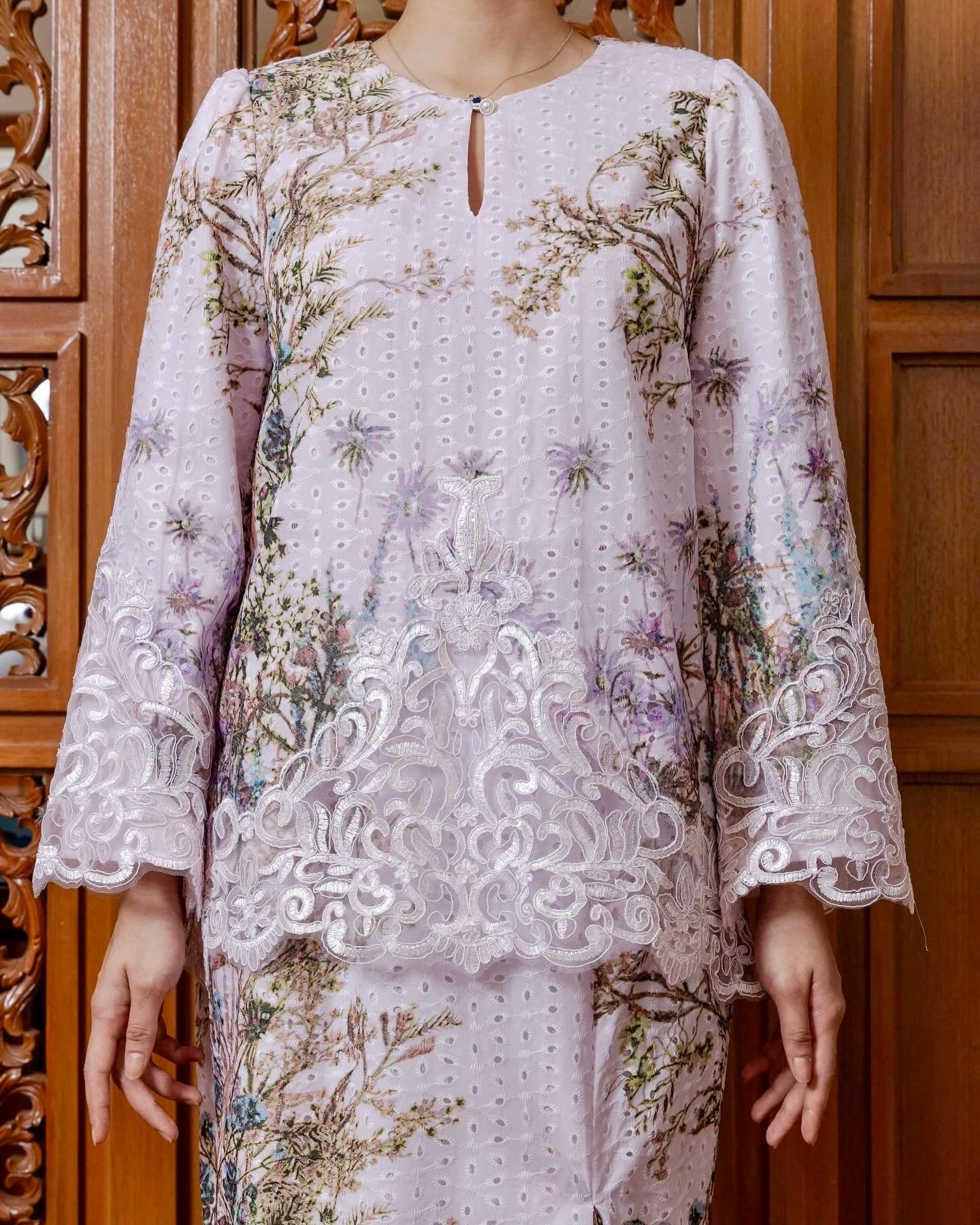 {LIMITED EDITION} Leannis Kurung Kedah - Light Purple