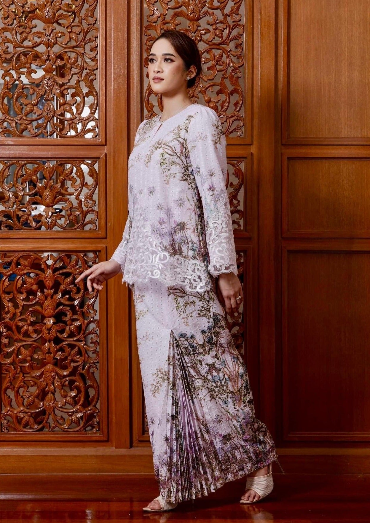 {LIMITED EDITION} Leannis Kurung Kedah - Light Purple