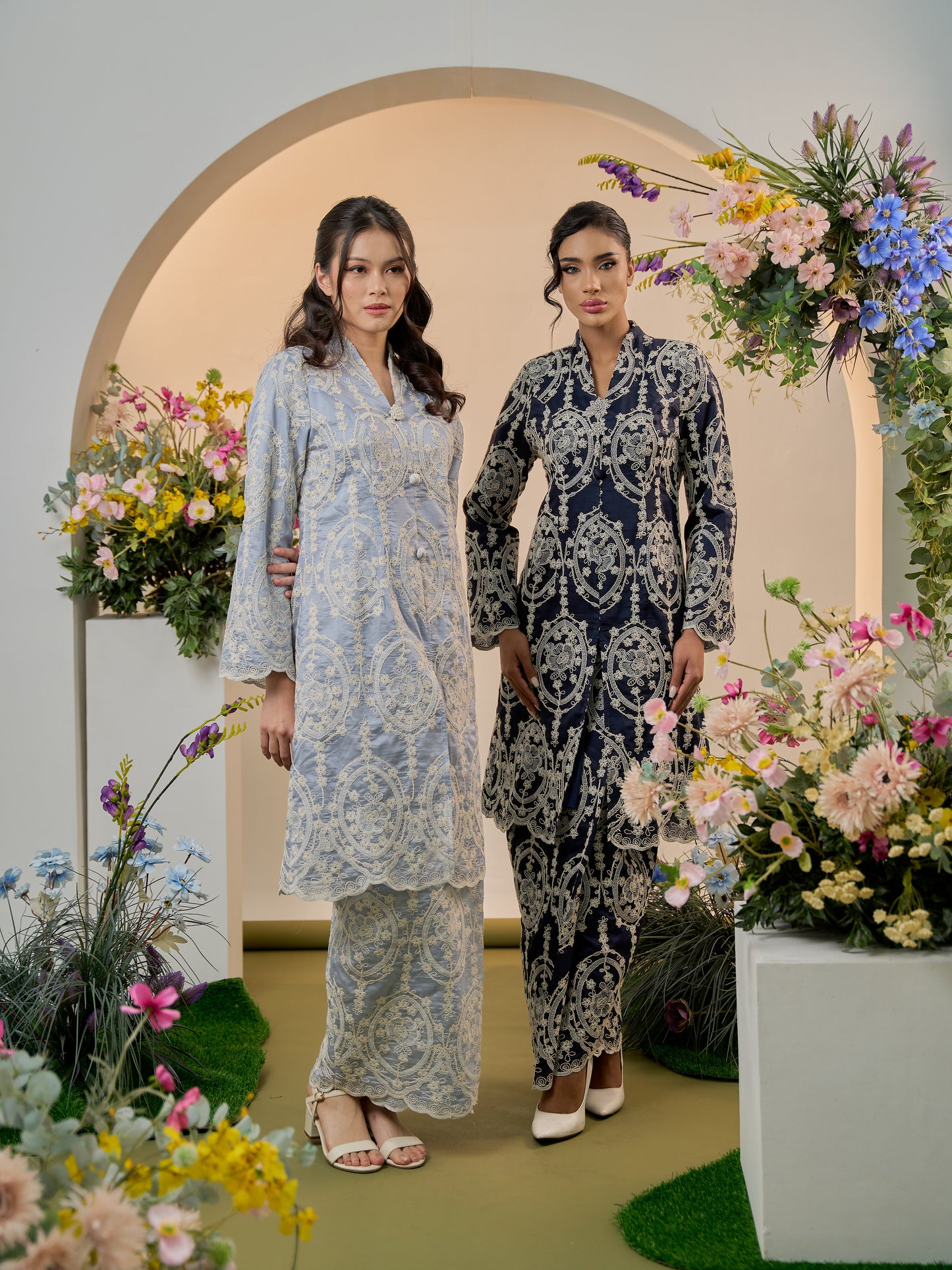 Elvina Kebaya Modern - Navy Blue