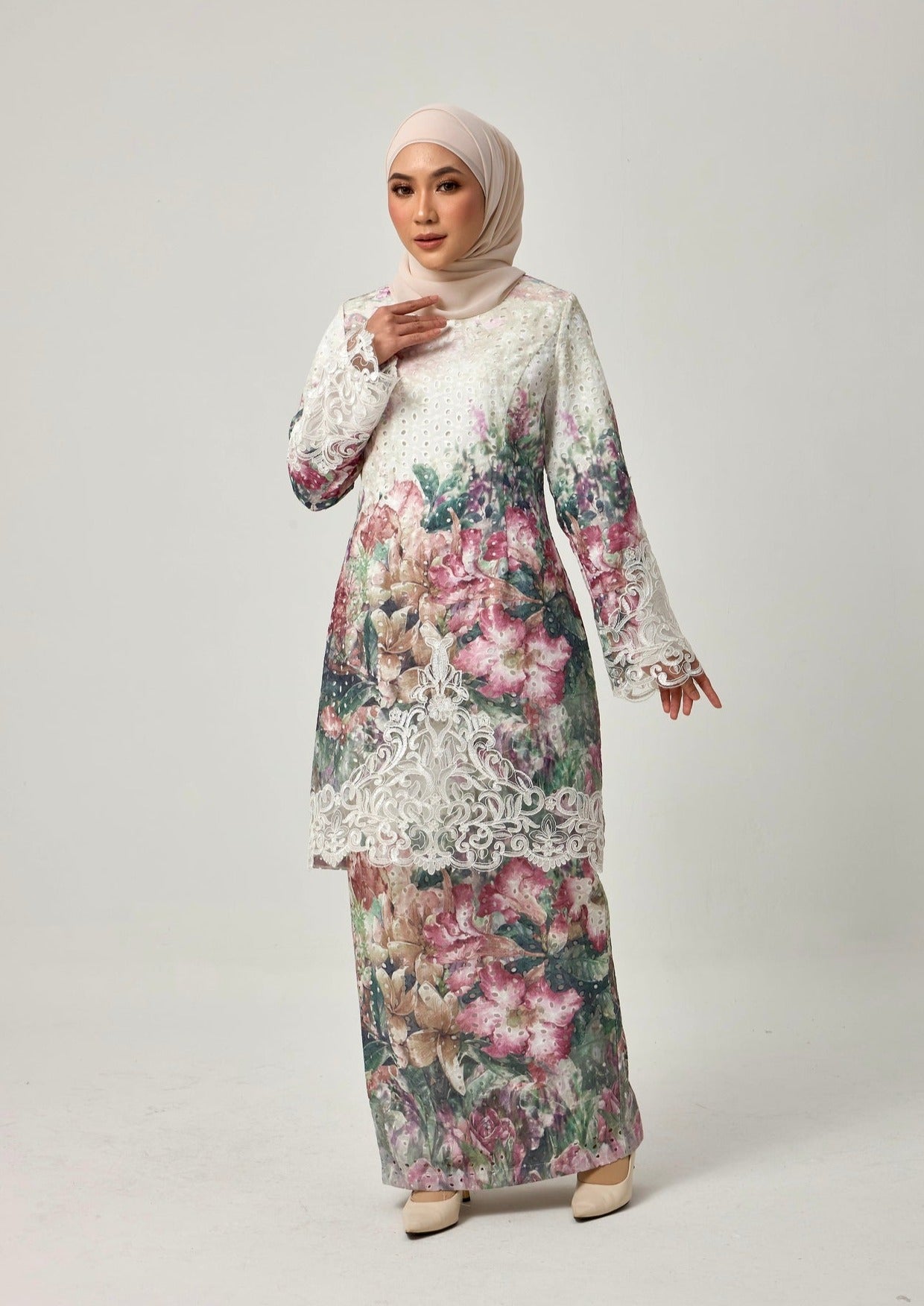 {LIMITED EDITION} Lynnie Kurung Modern - Dreamy White