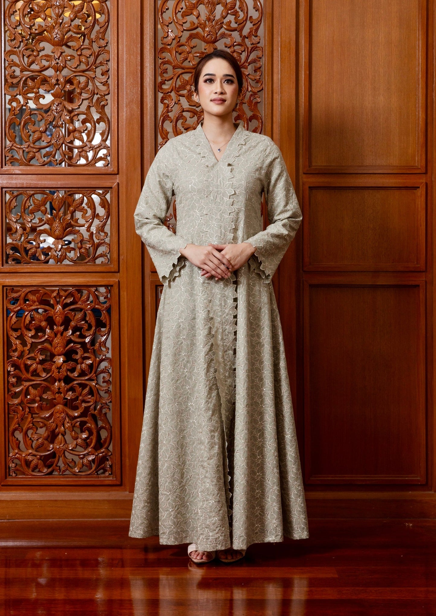 {LIMITED EDITION} Arabella Jubah Kebarung Classic - Sage Green