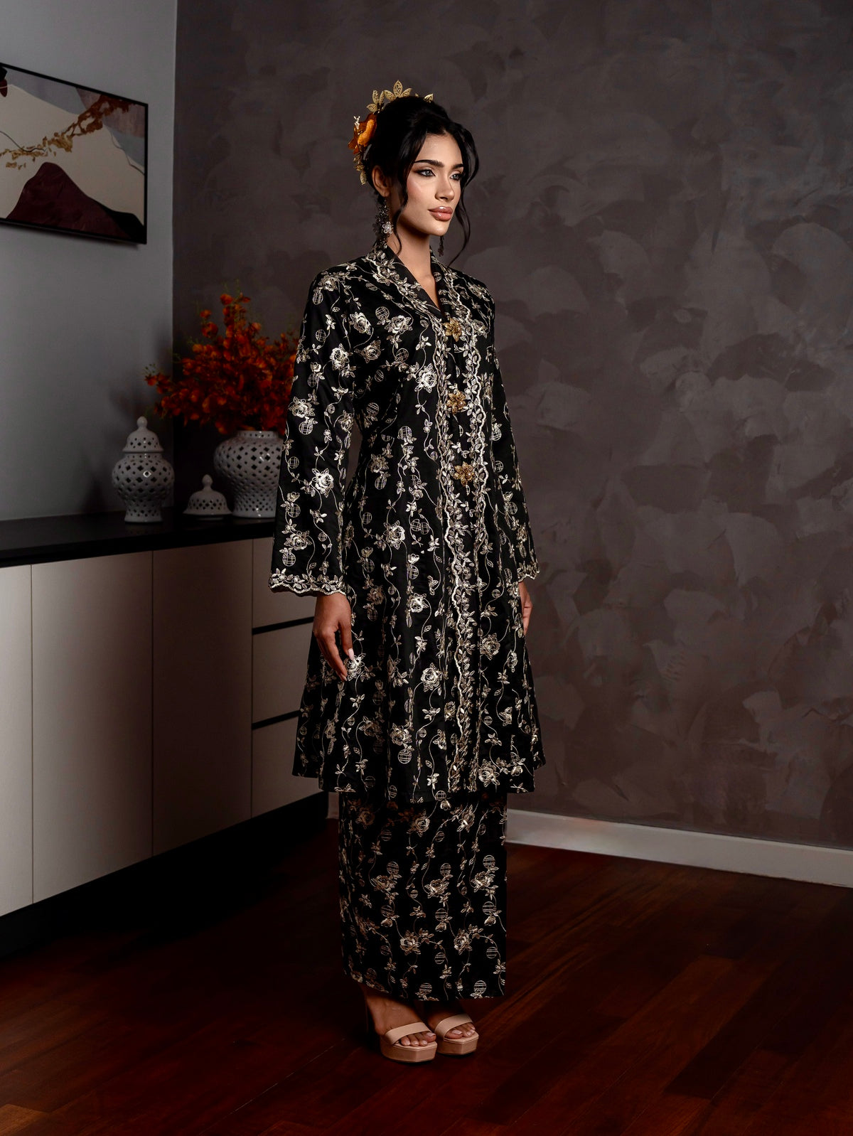 Qaseh Kebarung Classic - Black