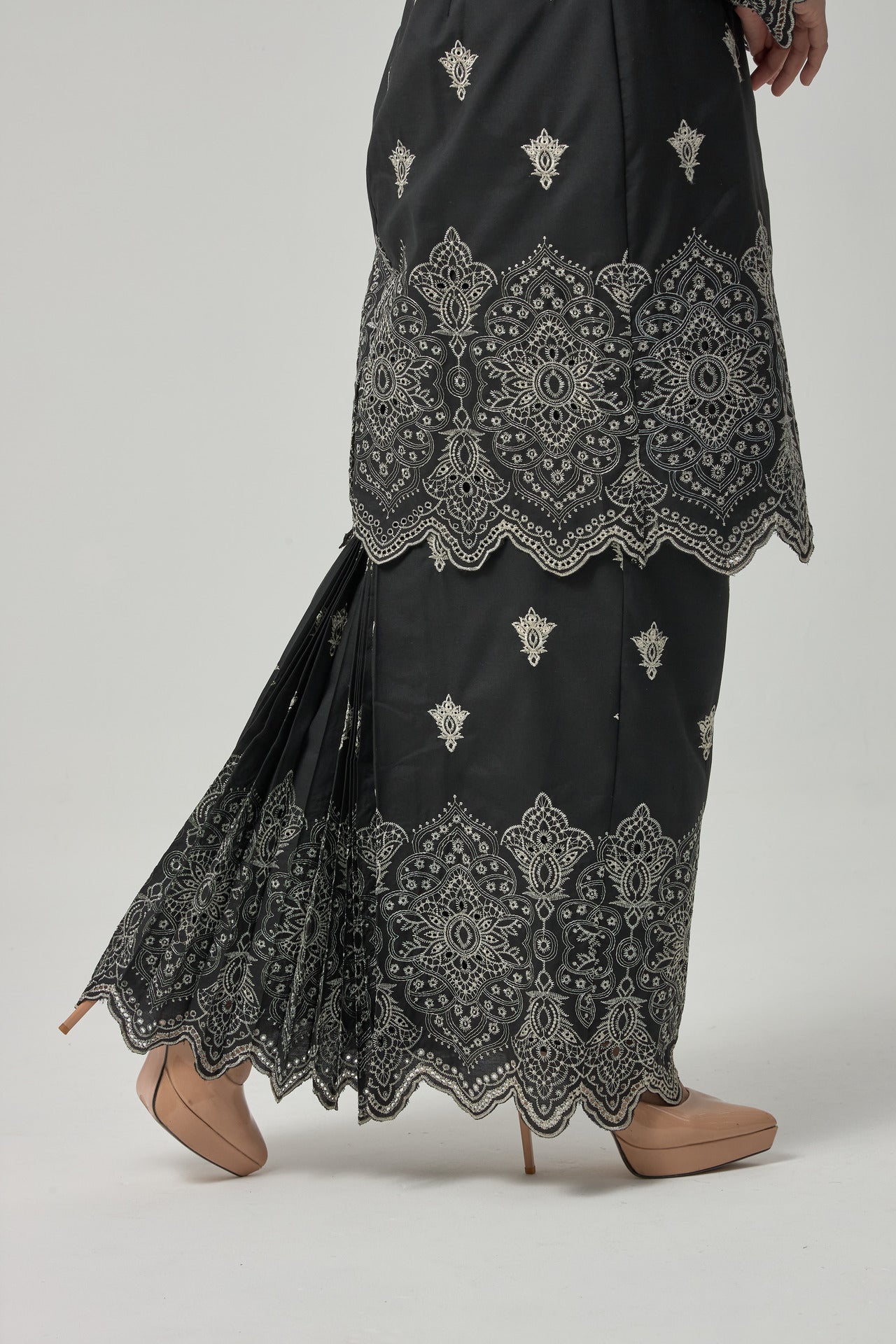 Idriani Kurung Modern - Black