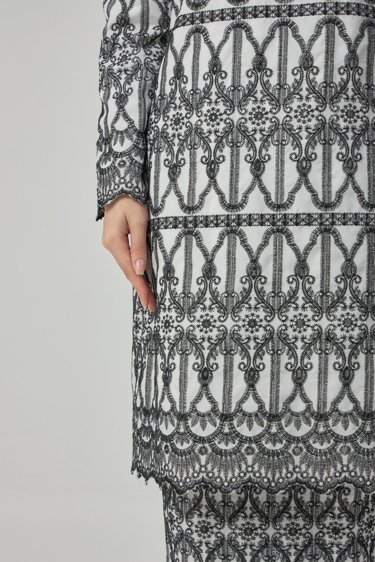Levin Kurung Modern - Black
