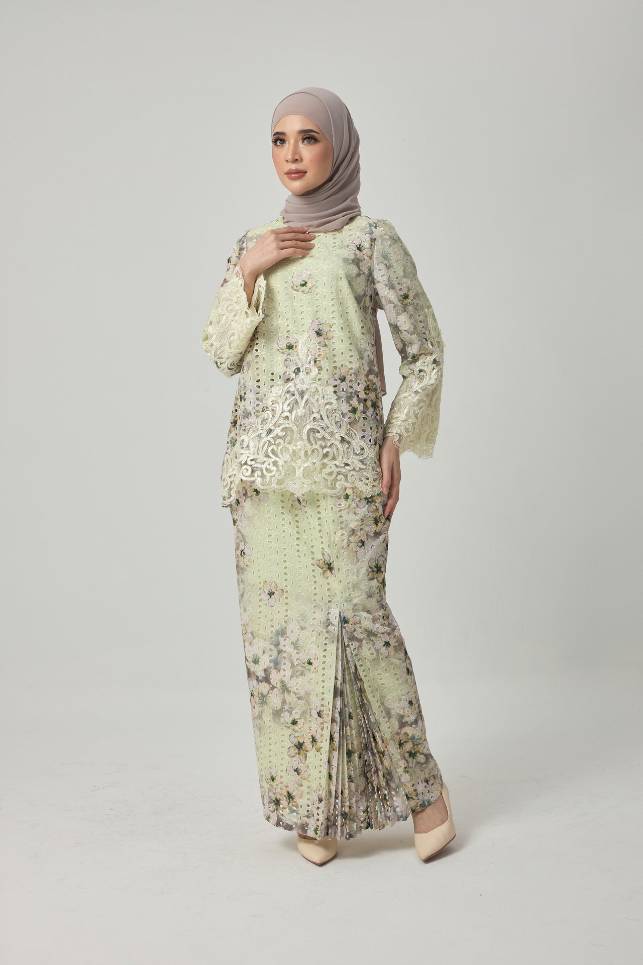 {LIMITED EDITION} Daisy Kurung Kedah - Yellow
