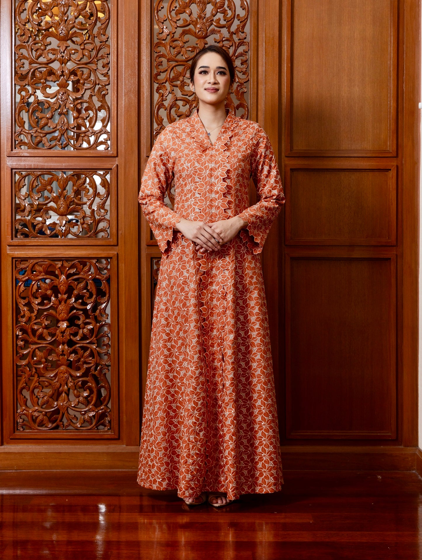 {LIMITED EDITION} Arabella Jubah Kebarung Classic - Burt Orange