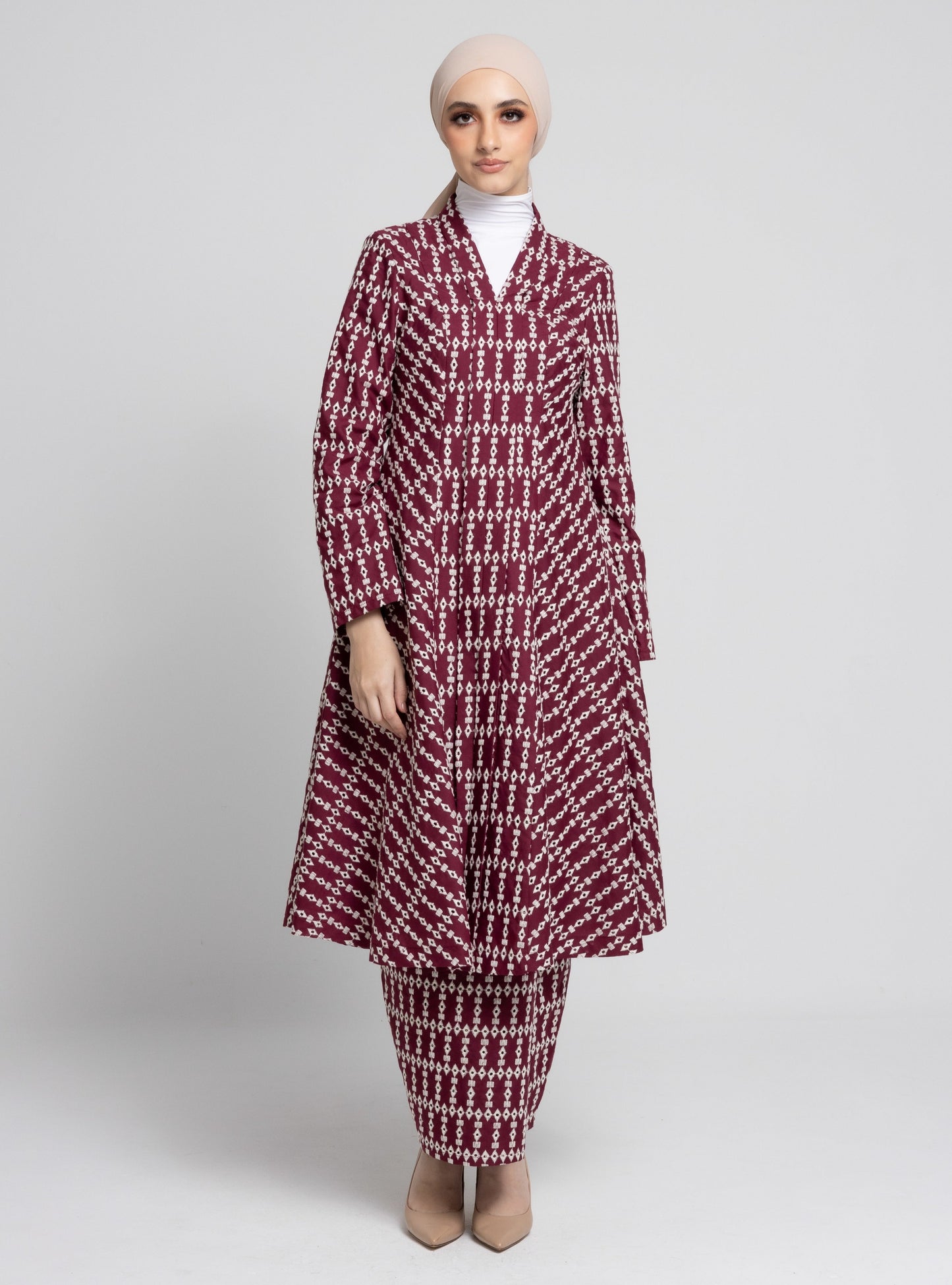 Vanessa Kebarung Sulam Classic - Maroon