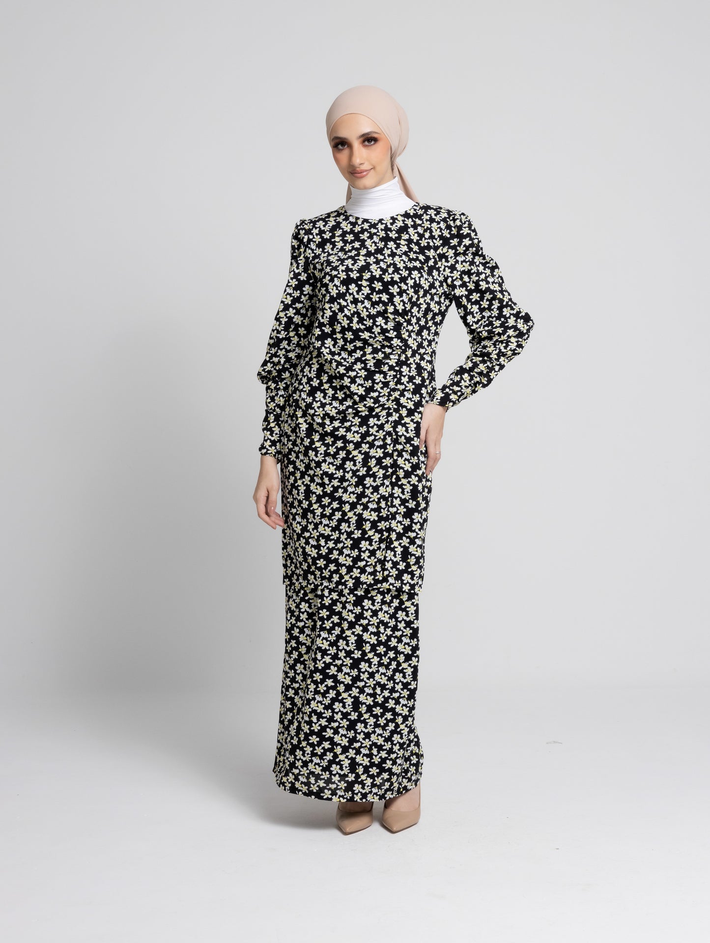 Daisy Puff Sleeves Kurung Modern - Black